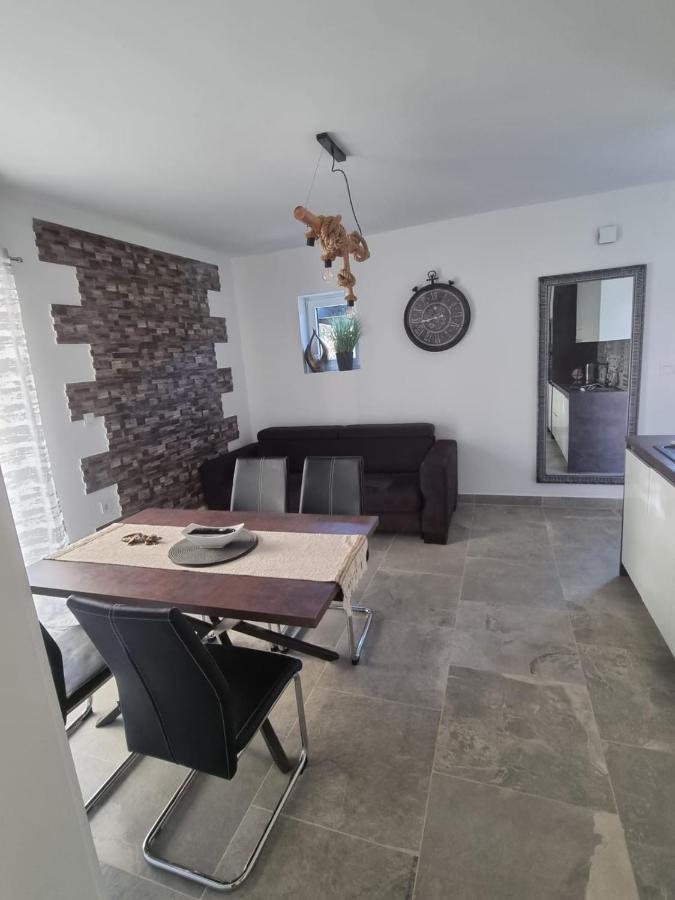 Villa Marta Porat  Exteriér fotografie